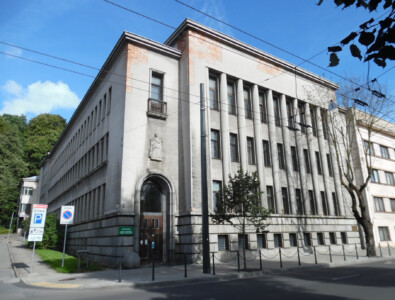 Kauno apskrities viešoji biblioteka (K. Donelaičio g. 8). 2020 m. Kauno apskrities viešoji biblioteka (K. Donelaičio g. 8). 2020 m.