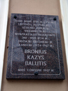 Atminimo lenta Broniui Kaziui Balučiui