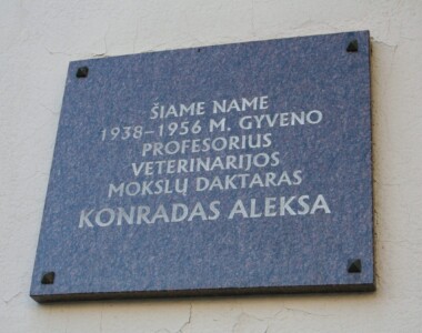 Atminimo lenta (Savanorių pr. 177). 2022 m.