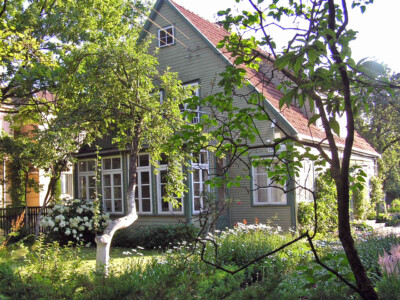 Atminimo lenta pažymėtas namas-muziejus B. Sruogos g. 21. 2014 m.