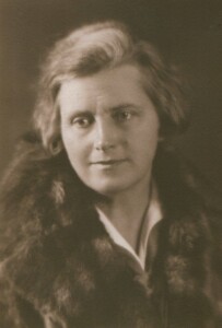 Sofija Kymantaitė-Čiurlionienė. 1932 m.