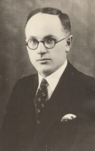 Jonas Laužikas. Apie 1930 m.