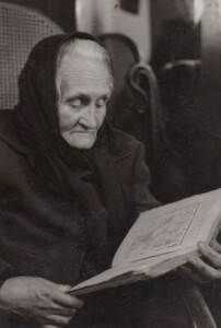 Marija Lastauskienė-Lazdynų Pelėda. Apie 1950 m.