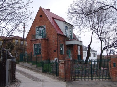 Atminimo lenta pažymėtas namas Žemaičių g. 74. 2005 m.