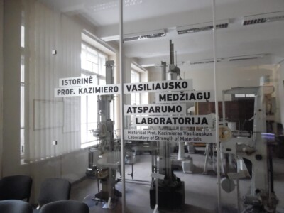 Istorinė prof. Kazimiero Vasiliausko medžiagų atsparumo laboratorija (Gedimino g. 50). 2016 m.