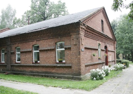 Atminimo lenta pažymėtas namas Vaižganto g. 21A. 2007 m. Atminimo lenta pažymėtas namas Vaižganto g. 21A. 2007 m.