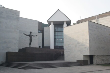Mykolo Žilinsko dailės galerija (Nepriklausomybės a. 12). 2005 m.